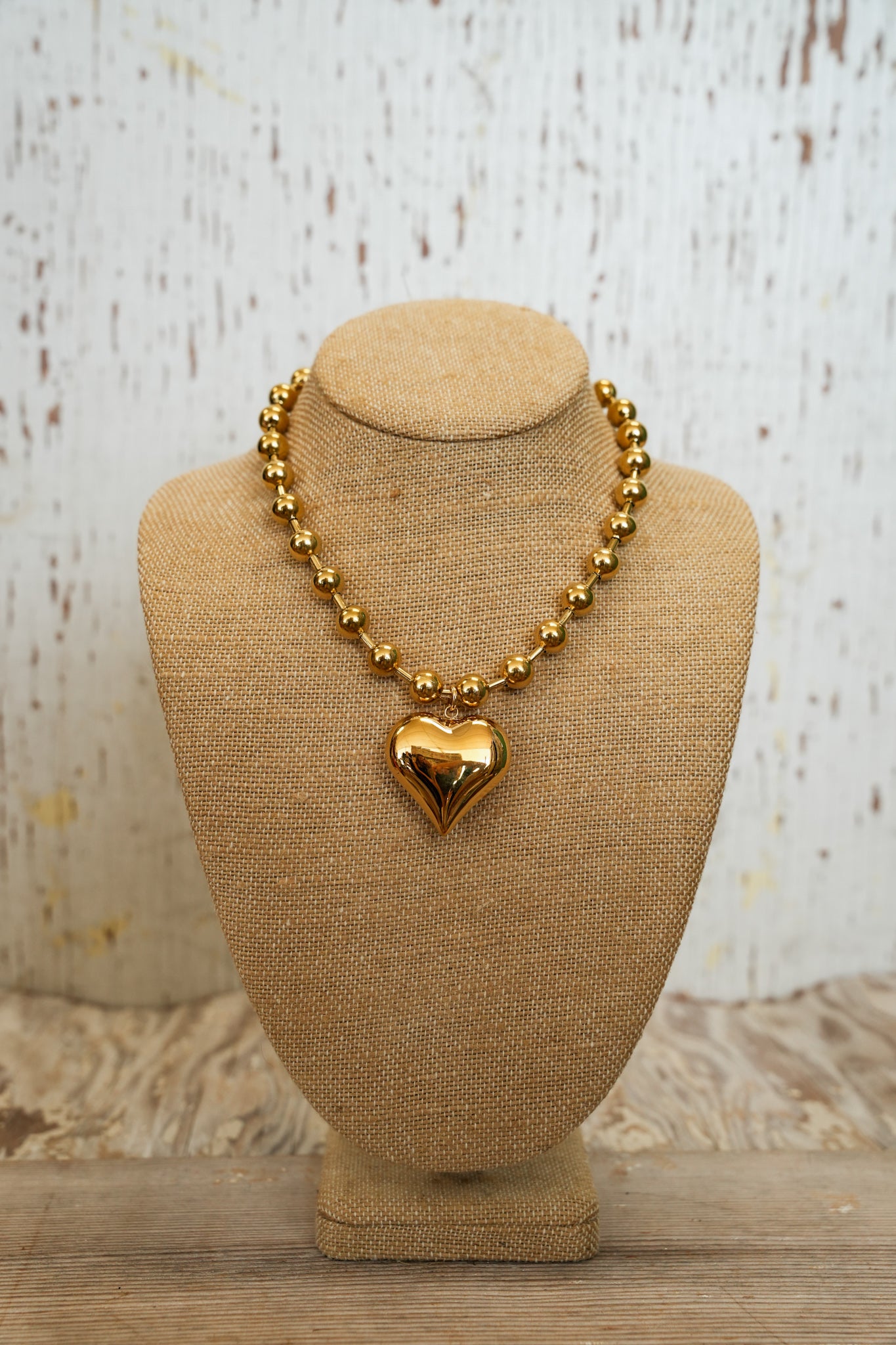 CHUNKY HEART NECKLACE | GOLD