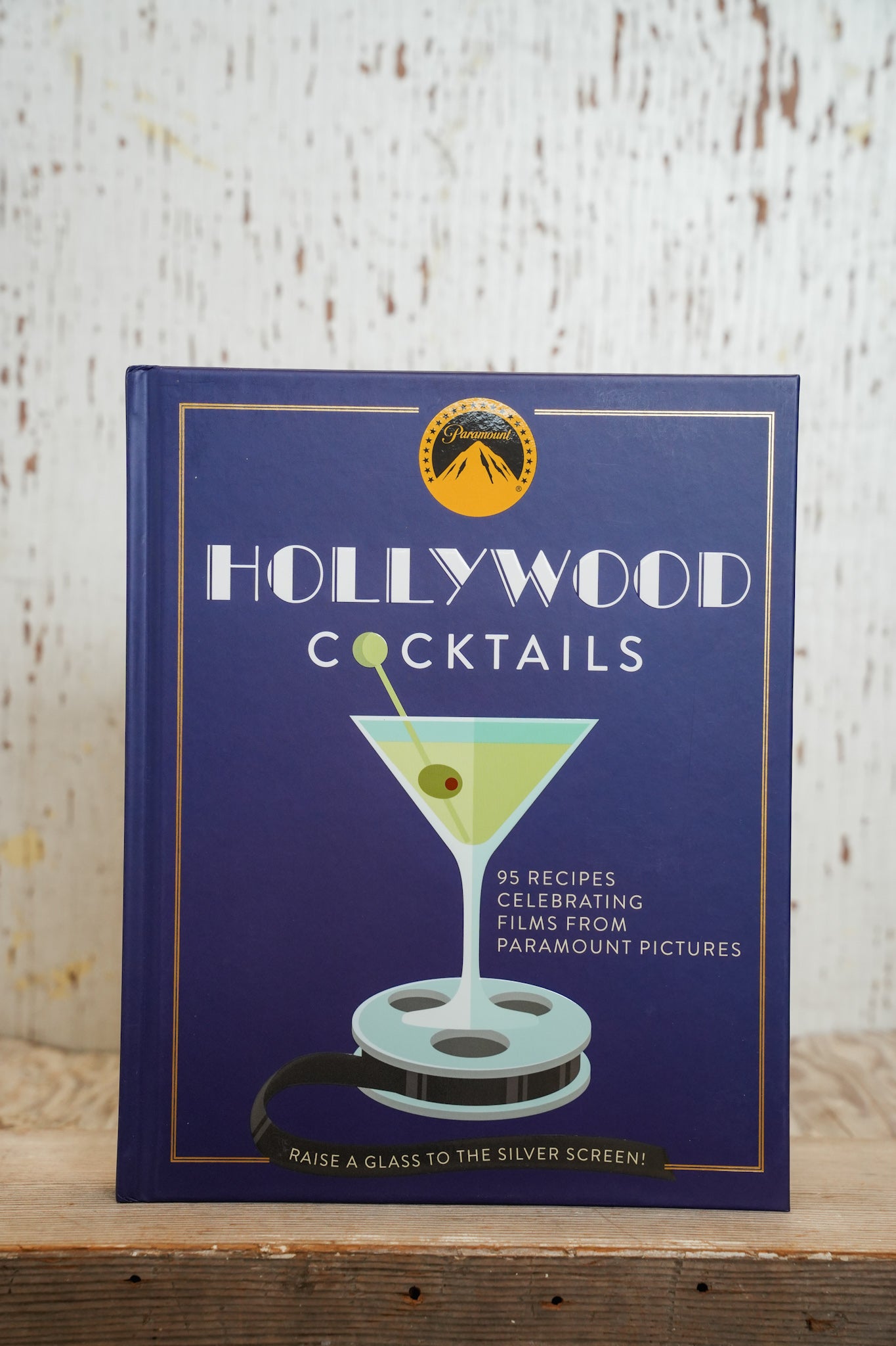 HOLLYWOOD COCKTAILS BOOK