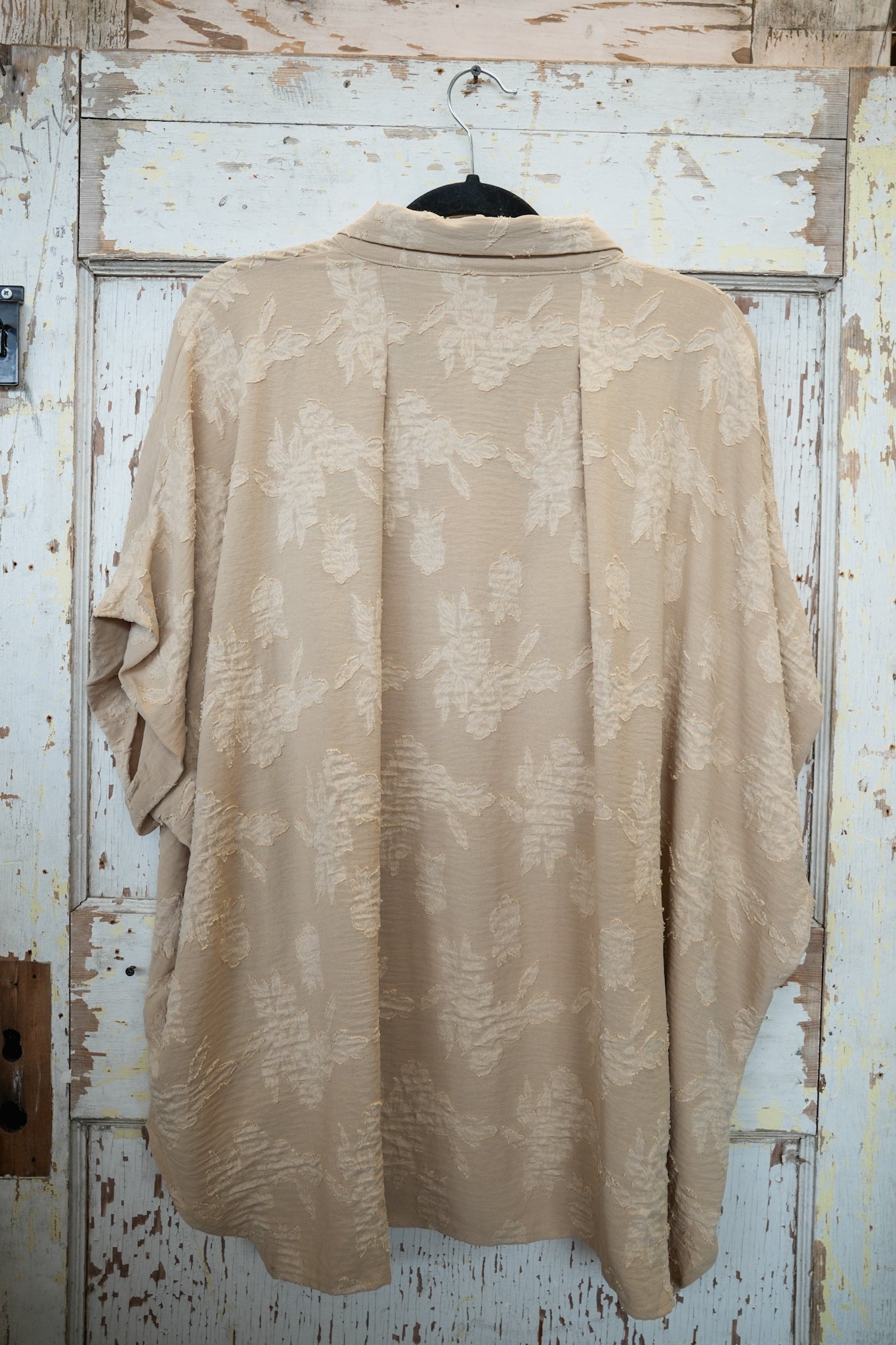 TOP BUTTON DOWN TAUPE | PLUS